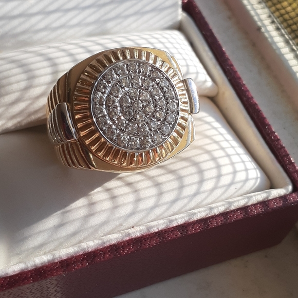 Rolex design white and yellow Gold Diamond ring